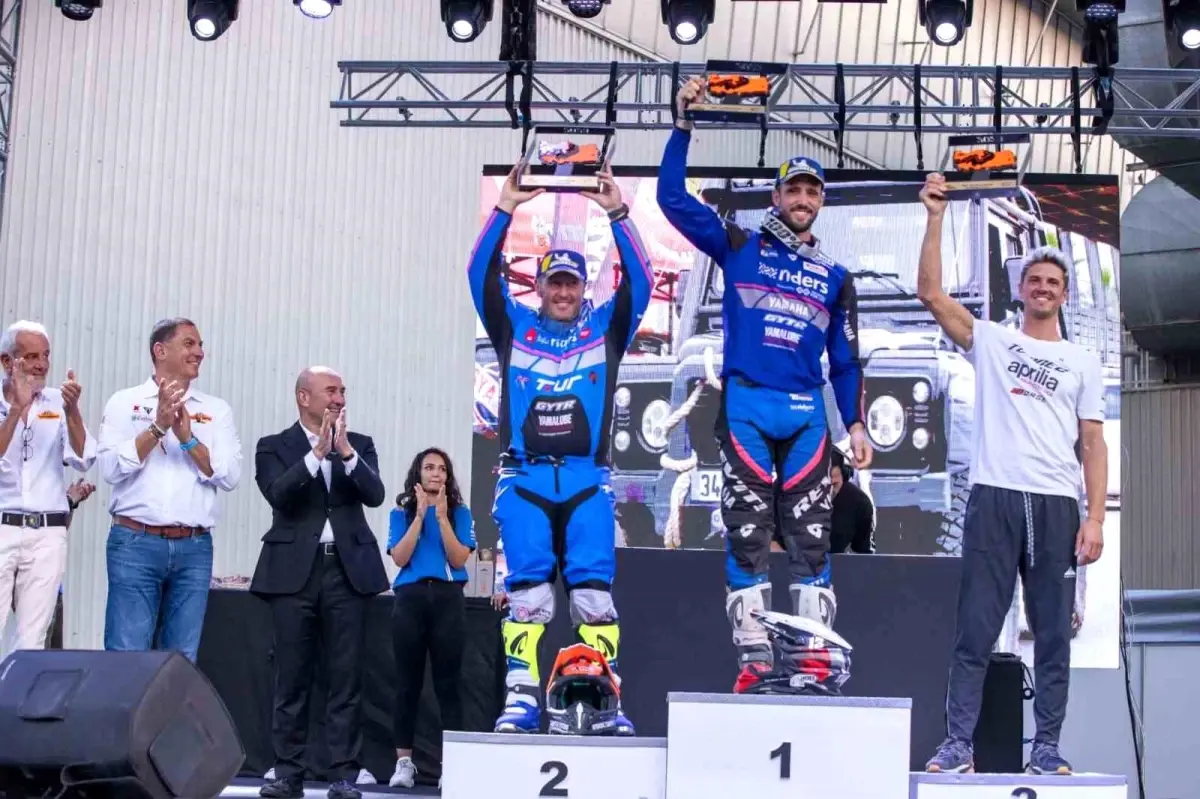 TransAnatolia Rally Raid Şampiyonları İzmir\'de Ödüllerini Aldı