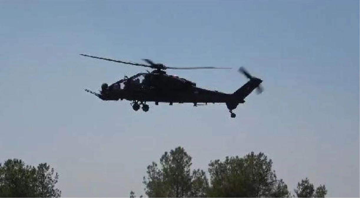 Türkiye\'nin İlk Kadın Taarruz Helikopteri Pilotu Özge Karabulut, Diyarbakır Semalarında Uçuş Yaptı