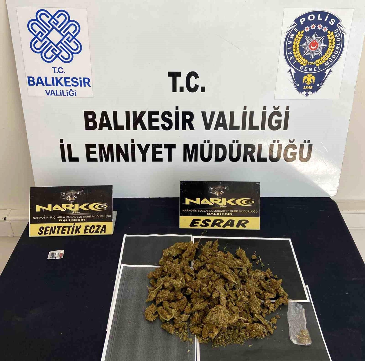 Balıkesir\'de Narkotik Operasyonunda 9 Şüpheli Gözaltına Alındı