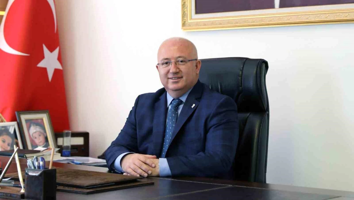 Menteşe Belediye Başkanı Bahattin Gümüş\'ten Öğrencilere Başarı Dileği