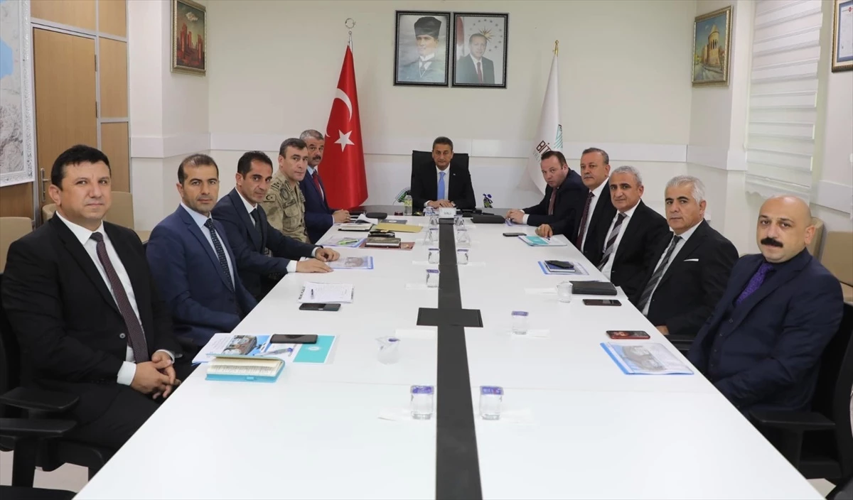 Bitlis Eren Üniversitesi\'nde 2023-2024 eğitim öğretim yılı güvenlik toplantısı yapıldı
