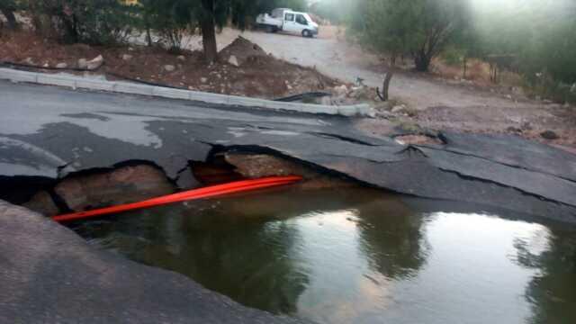 Bodrum'da Ana Su İsale Hattı Patladı