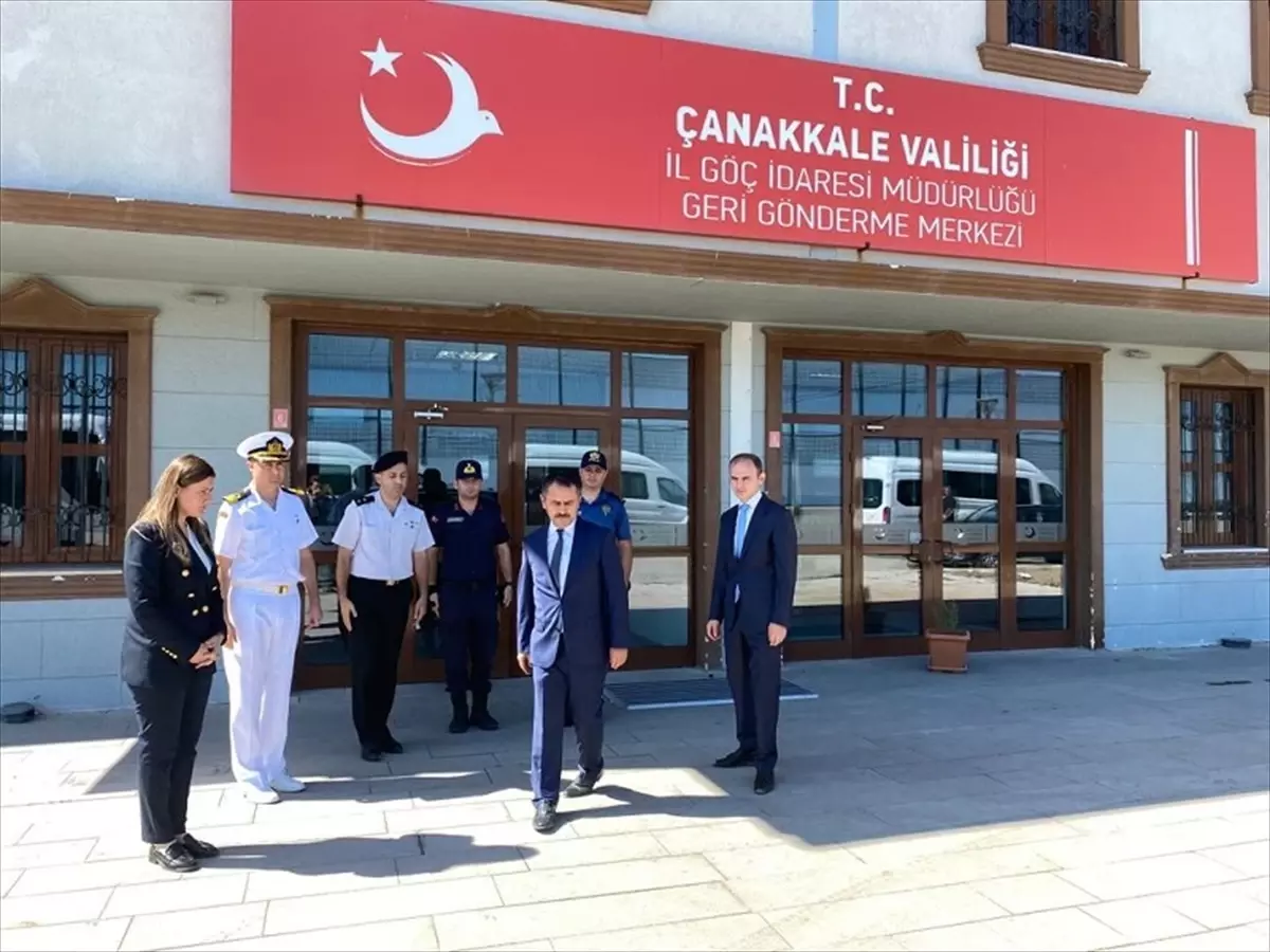 Çanakkale Valisi İlhami Aktaş, Ayvacık Geri Gönderme Merkezinde İncelemelerde Bulundu
