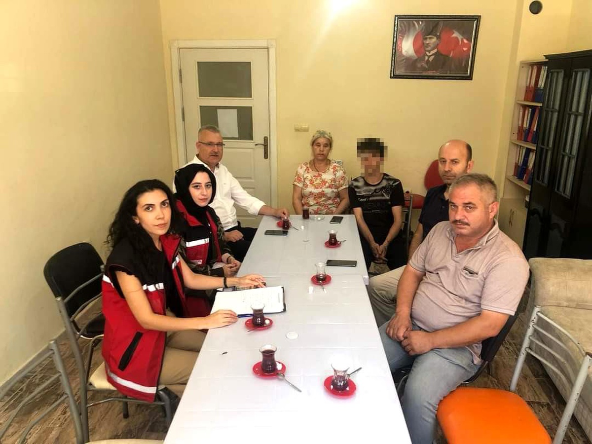 Bursa\'da Yabancı Uyruklu Grup Tarafından Darp Edilen Genç Rehin Alındı