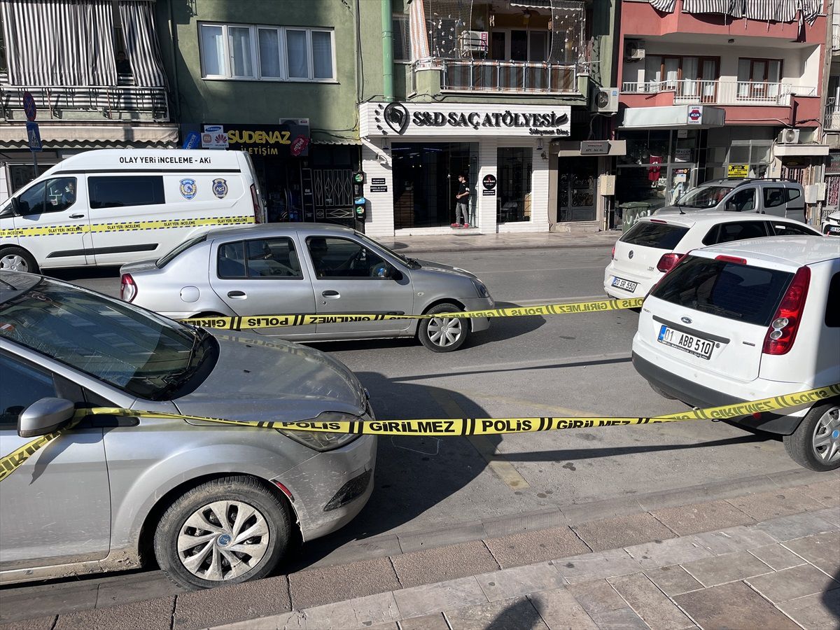Denizli\'de silahlı saldırıya uğrayan kadın yaralandı