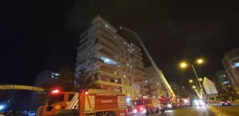 Diyarbakır'da 9 Katlı Apartmanın Çatısında Yangın Çıktı