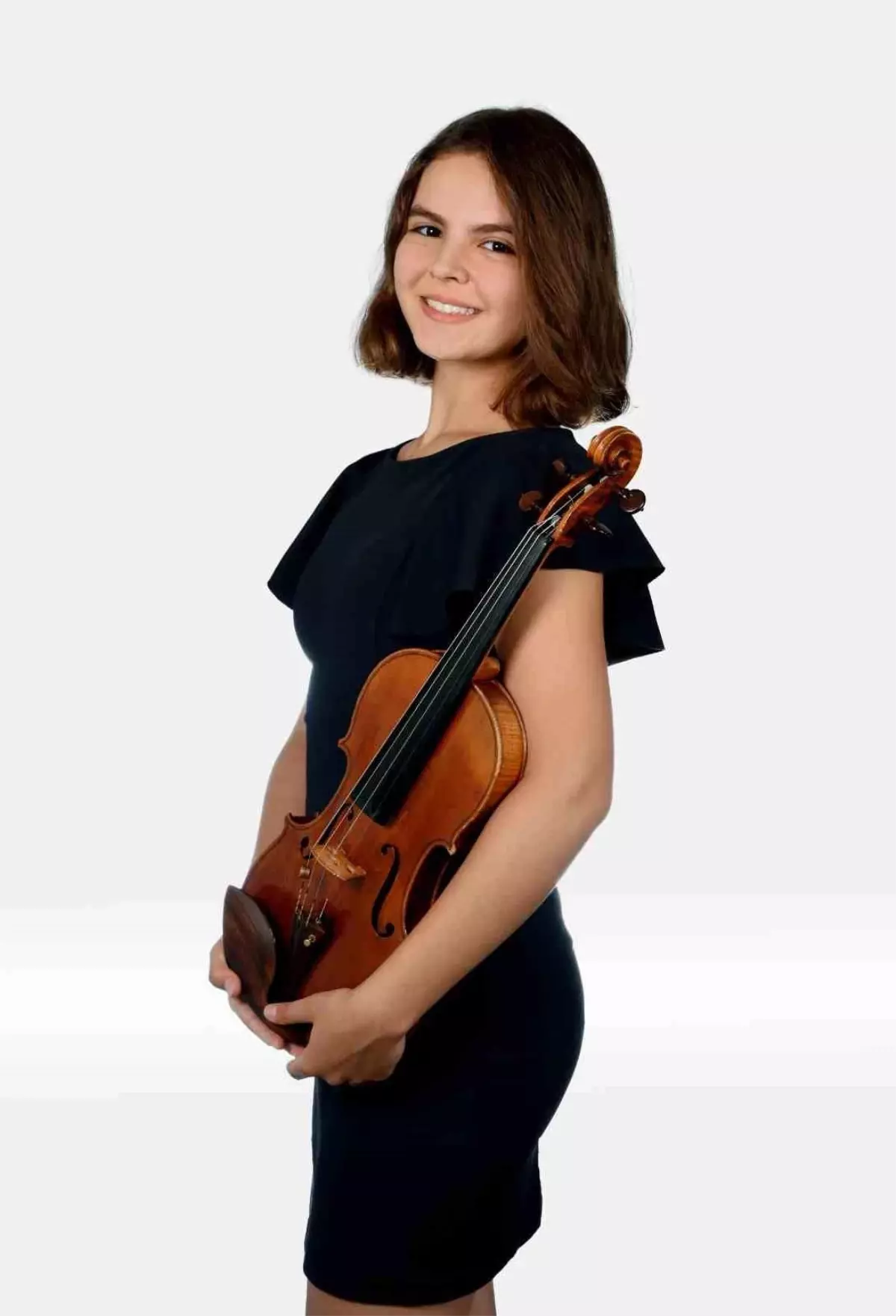 Eskişehirli Genç Sanatçı Yağmur Tuna, Yurt Dışında Başarı Kazandı