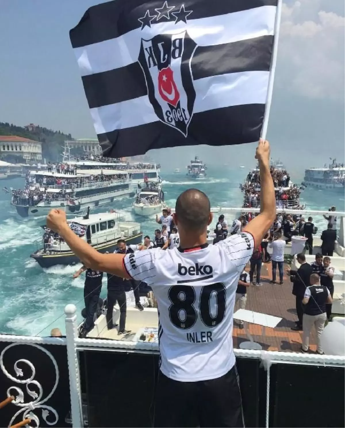 Gökhan İnler, Beşiktaş\'ta jübile maçı yapacak ve sportif direktör olarak görev yapacak