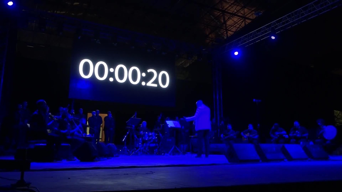 İzmir Büyükşehir Belediye Başkanı Tunç Soyer, Hatay Medeniyetler Korosu Konserine Katıldı