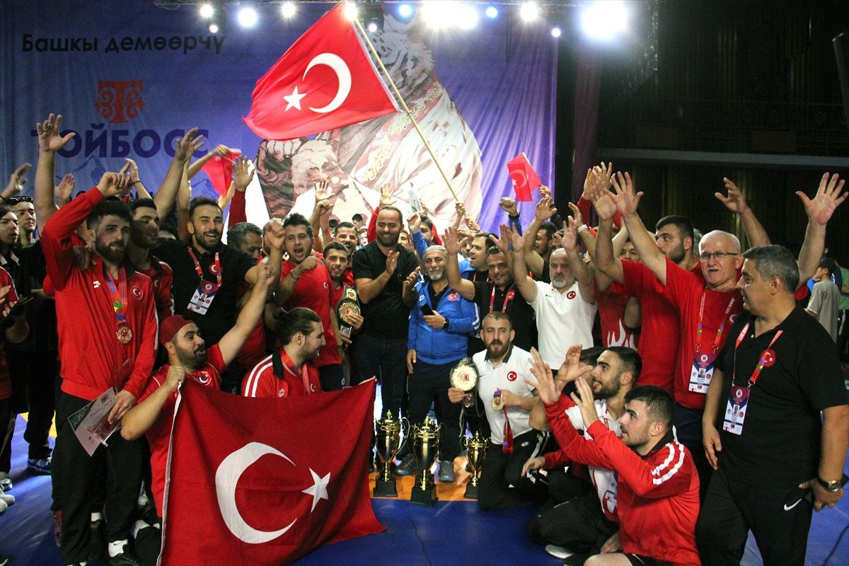 Türk Milli Sporcuları İşitme Engelliler Dünya Şampiyonası\'nda Zirveye Taşıdı