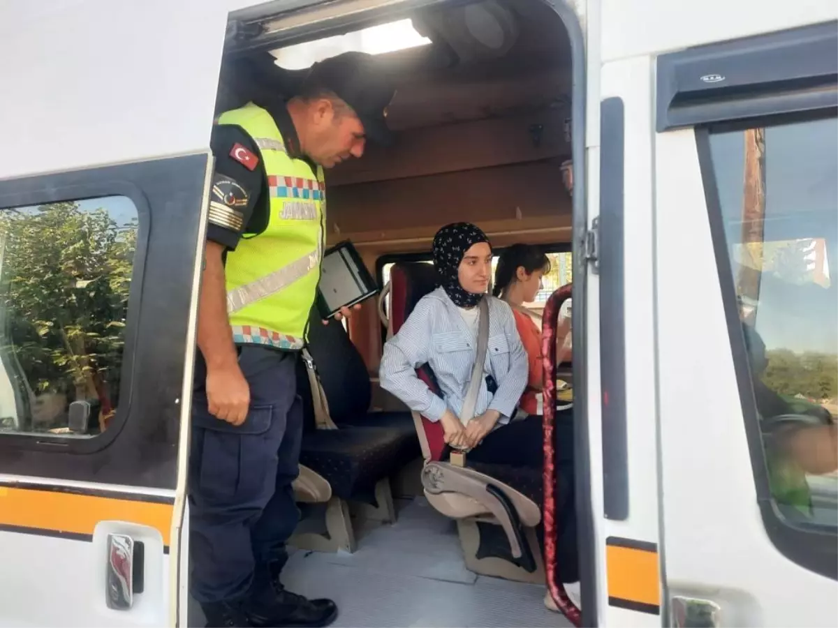 Malatya\'da okul çevreleri ve öğrenci servisleri denetim altında