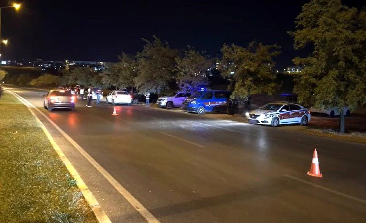 Gaziantep\'te yapılan huzur-güven uygulamasında 24 şüpheli yakalandı