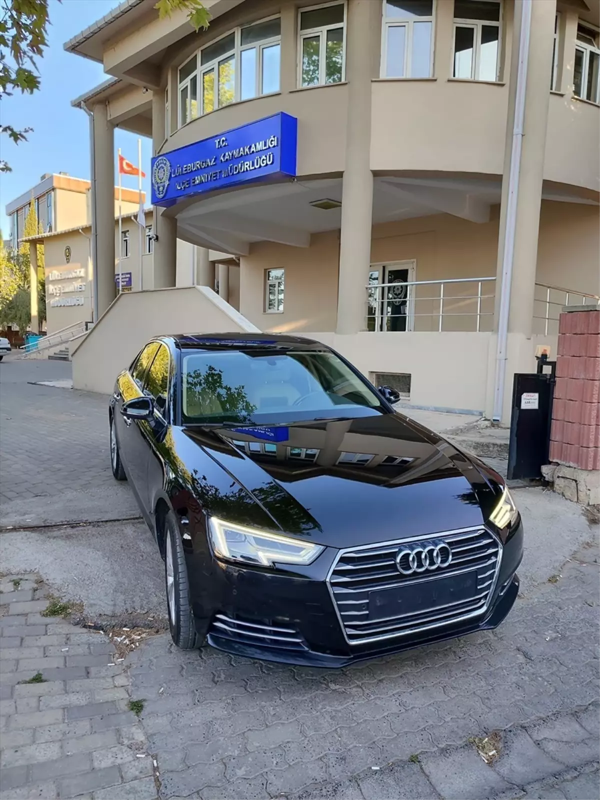 Lüleburgaz'da Otomobil Hırsızı Tutuklandı