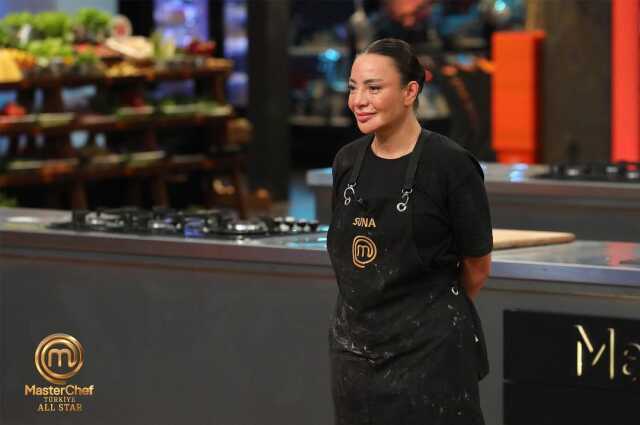 MasterChef All Star'da yarışmaya veda eden isim Suna oldu MasterChef All Star'da yarışmaya veda eden isim Suna oldu