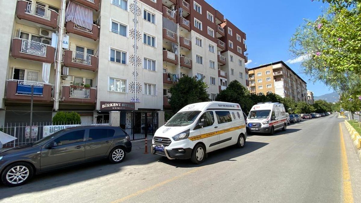 Aydın\'da Yurt Dışında Yaşayan Oğluna Ulaşamayan Yaşlı Adam Evde Ölü Bulundu