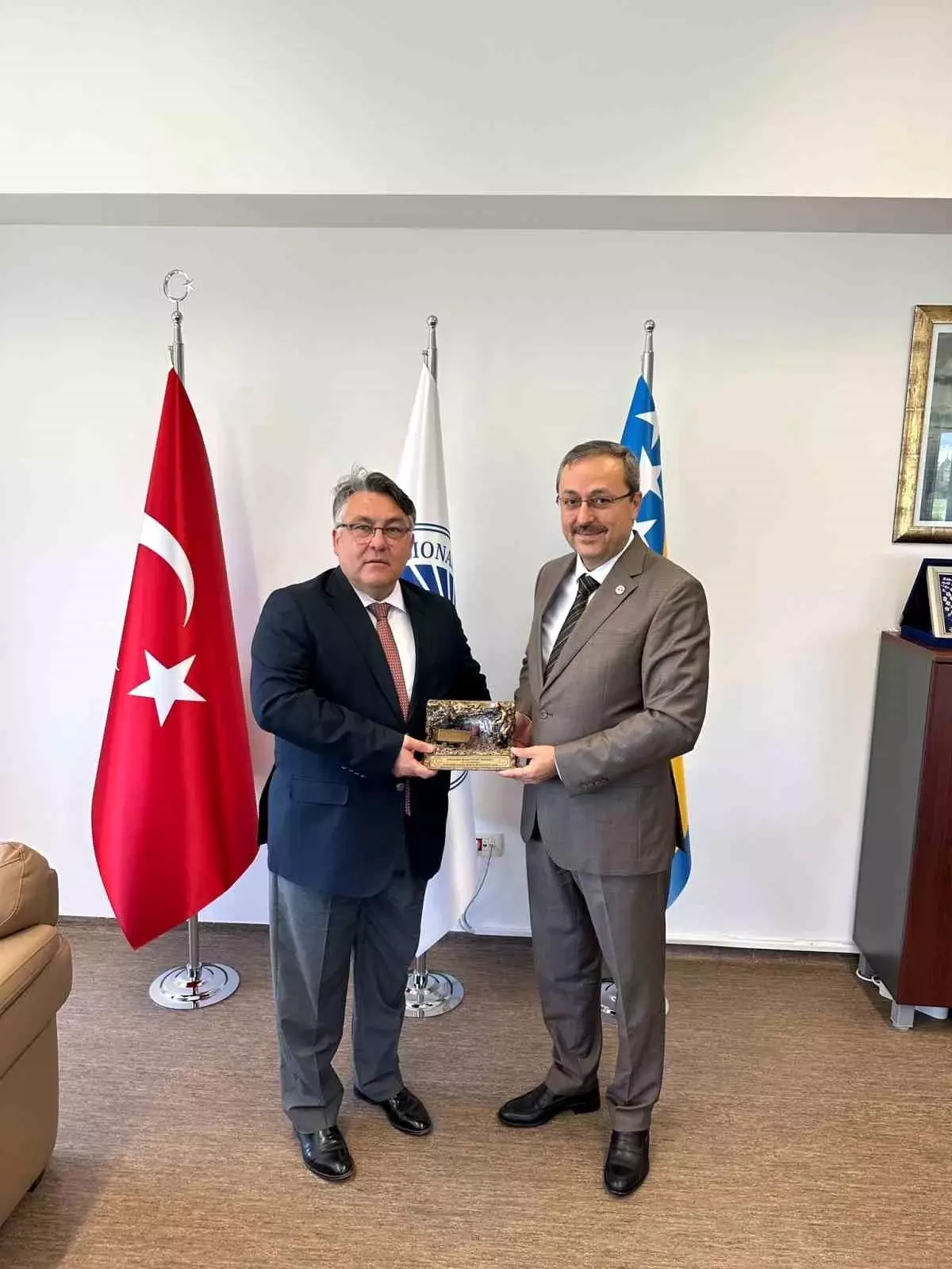 ZBEÜ Rektörü Bosna Hersek'te işbirlikleri için ziyaretlerde bulundu