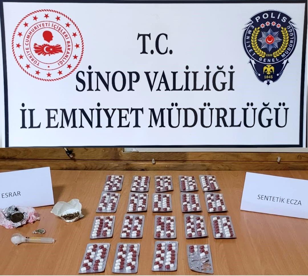 Sinop\'ta otomobilden uyuşturucu ele geçirildi, 3 şüpheli gözaltına alındı