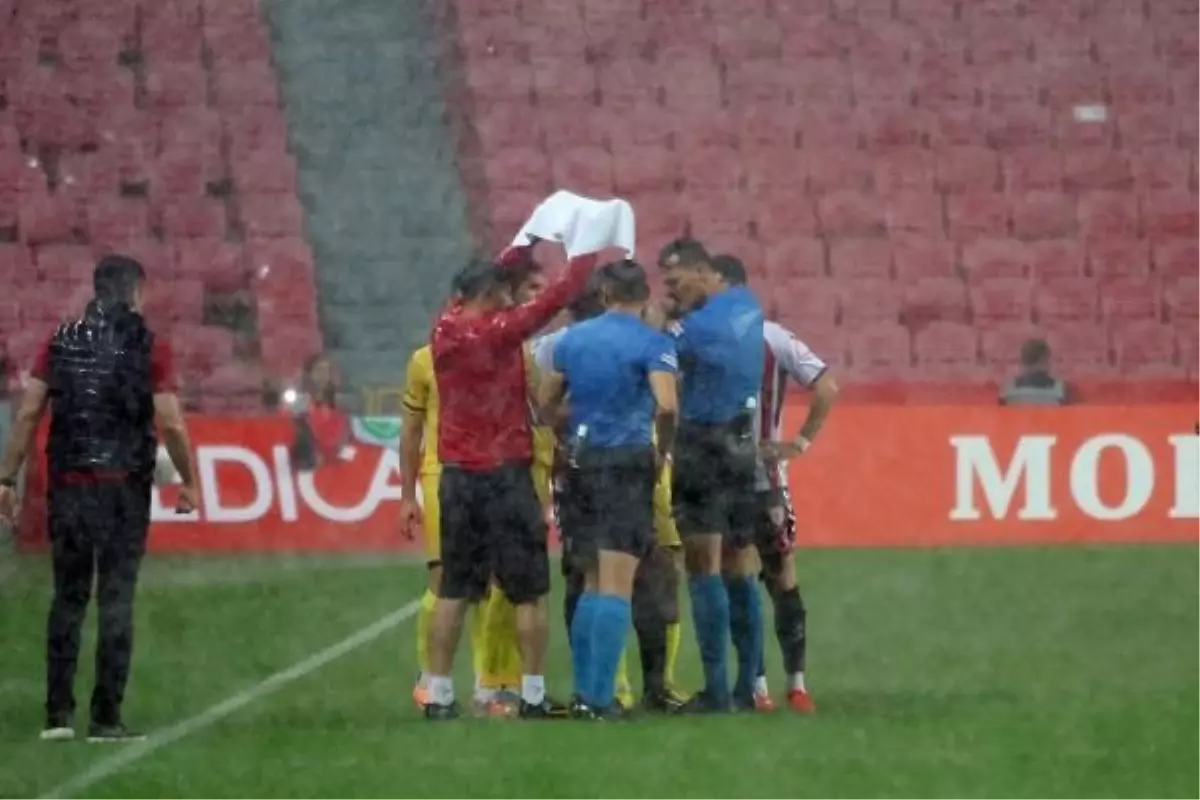 Samsunspor - İstanbulspor maçı 8 Kasım'da oynanacak