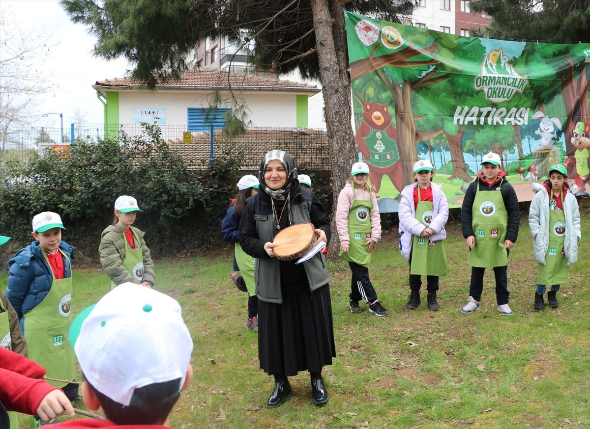 Minik Sincaplar Trabzon Ormancılık Okulu\'nda 2 Bin 496 Öğrenci Eğitim Aldı