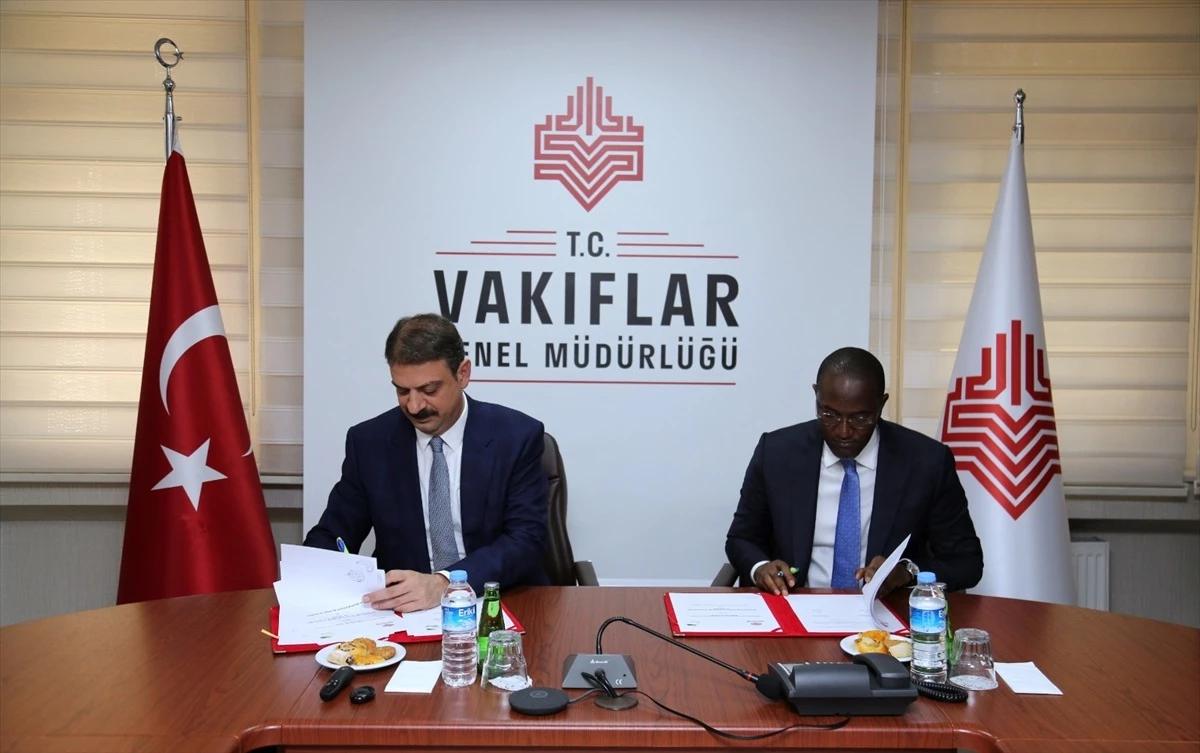 Türkiye ile Senegal Arasında Vakıflar Alanında Mutabakat Zaptı İmzalandı