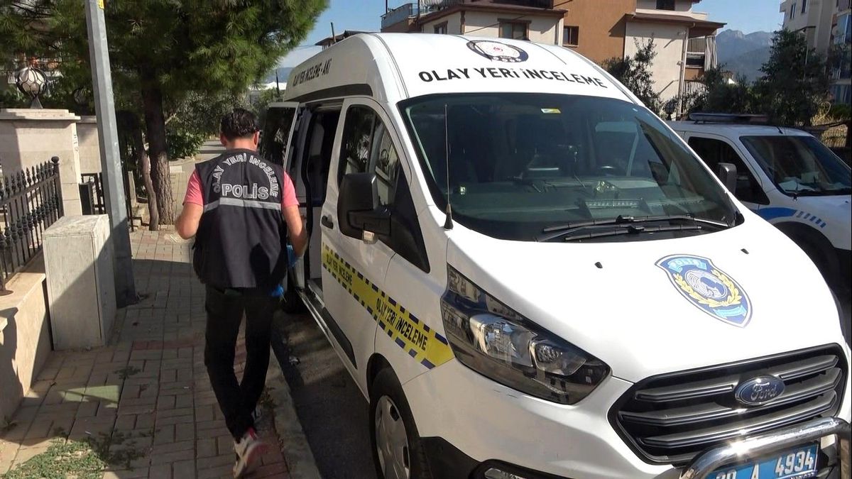 Denizli\'de İşadamının Depodan Çalınan Kabloları Şok Etti