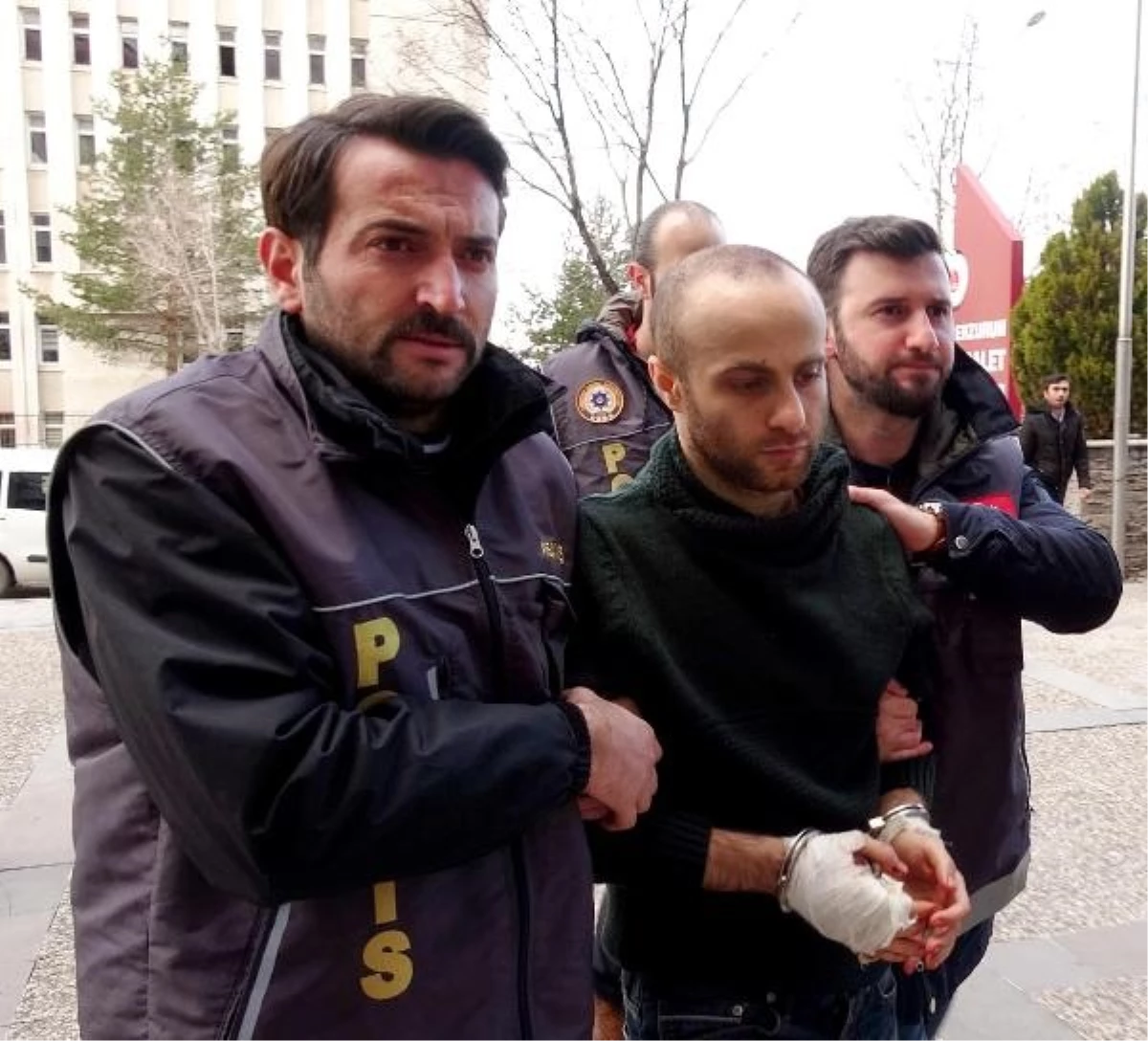 Erzurum\'da Anne Cinayeti: Ahmet Yavuz Köşebent Hakkında Dava Açıldı