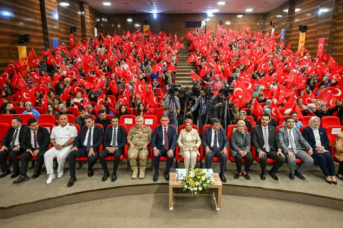 Aile ve Sosyal Hizmetler Bakanı Göktaş, 100 Aile Destek Merkezi\'nin Açılışını Gerçekleştirdi