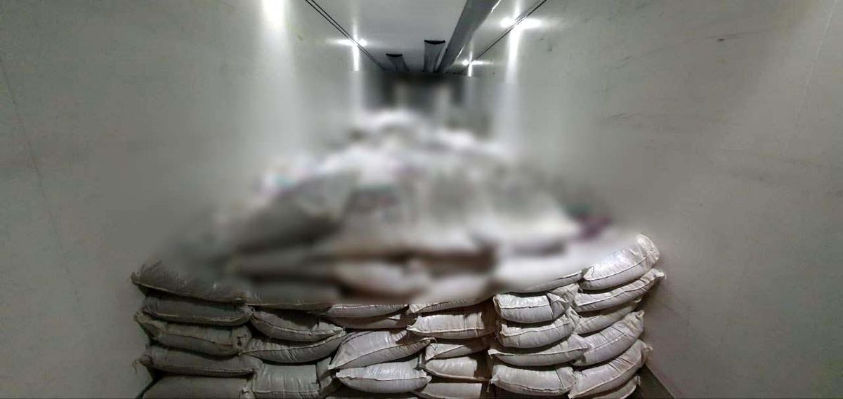 Çorum\'da Kaçakçılık Operasyonunda Tonlarca Sahte Gübre Ele Geçirildi