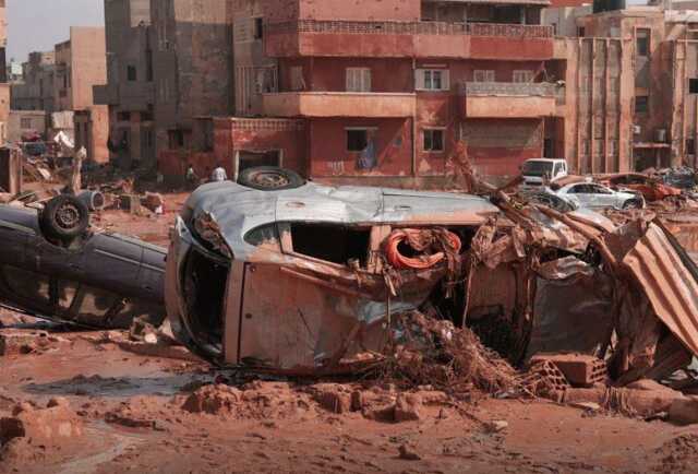Felaketi yaşayan Libya'dan gelen görüntüler korkunç! Sokaklar cansız bedenlerle dolu Felaketi yaşayan Libya'dan gelen görüntüler korkunç! Sokaklar cansız bedenlerle dolu