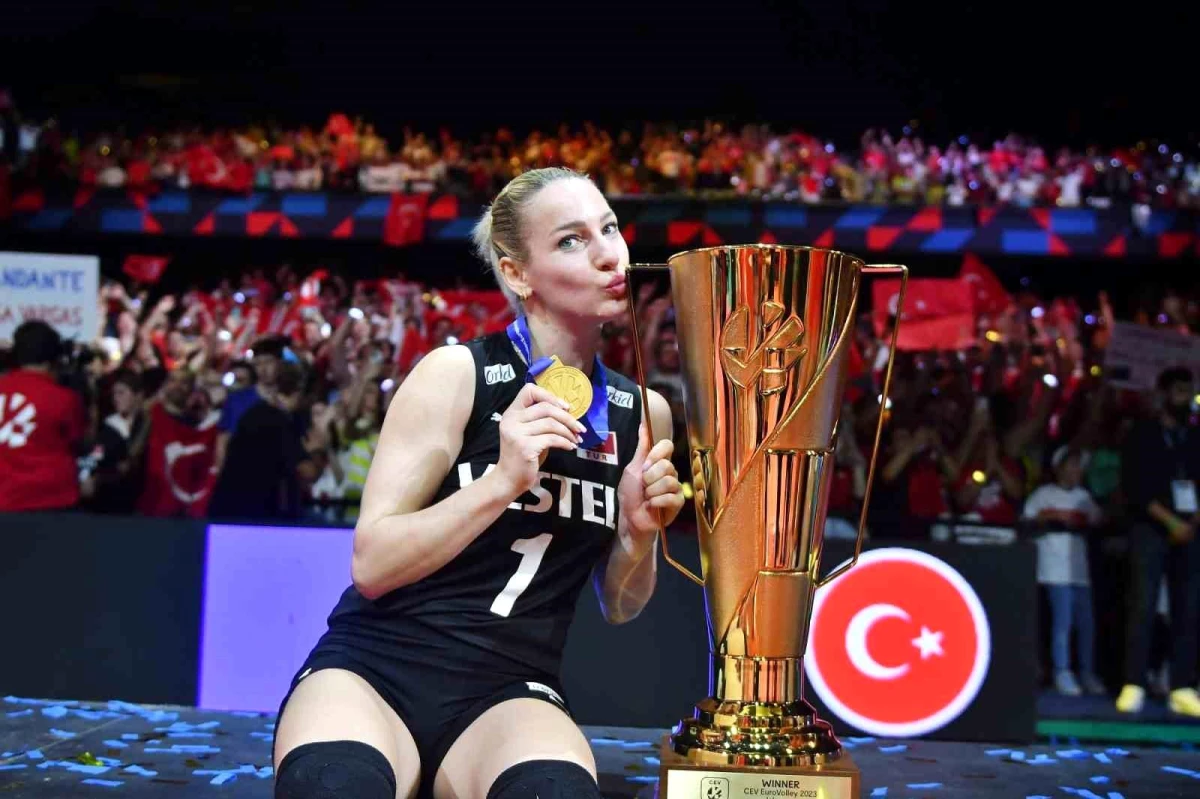 A Milli Kadın Voleybol Takımı\'ndan 5 İsim Rüya Takıma Seçildi