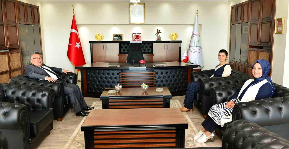 ZBEÜ Rektörü Prof. Dr. İsmail Hakkı Özölçer, Zonguldak Adliyesi Hakimlerini Ağırladı