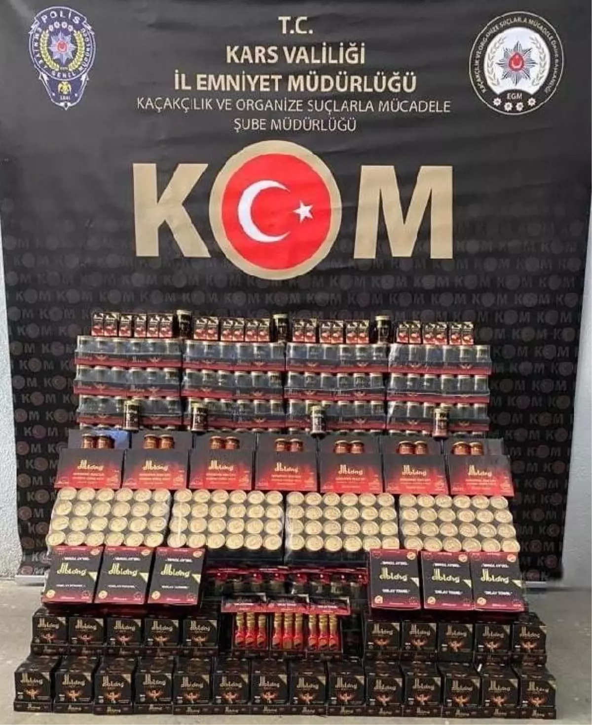 Kars'ta Kaçak Cinsel İçerikli Ürün Operasyonu: 250 Bin Liralık Ürün Ele Geçirildi