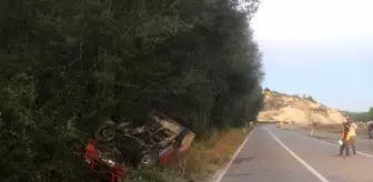 Kastamonu'da Karacaya Çarpmamak İçin Yapılan Manevra Sonucu Kamyonet Devrildi