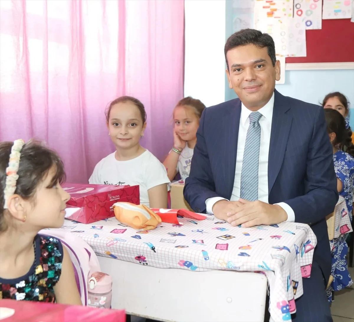 Kızıltepe Kaymakamı ve Belediye Başkan Vekili Öğrencilerle Buluştu