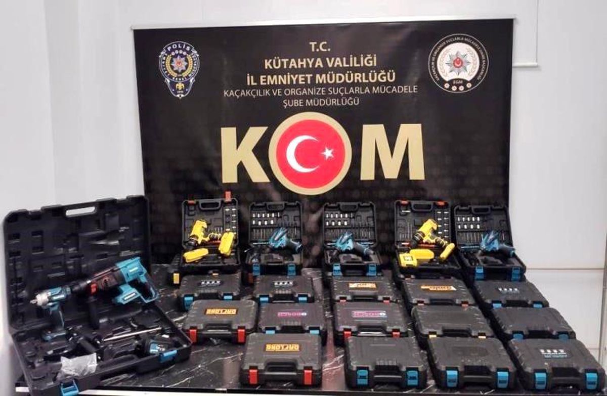 Kütahya\'da Kaçakçılık Operasyonu: 25 Şarjlı Matkap Ele Geçirildi