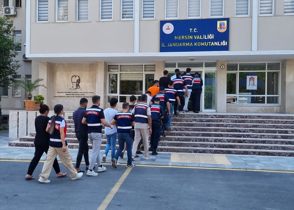 Mersin\'de Sahte İlan Operasyonu: 6 Tutuklama