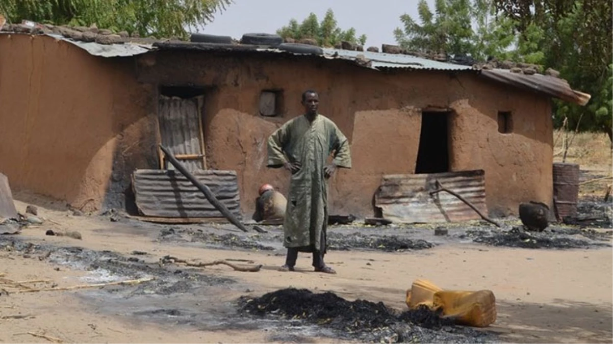 Nijerya\'da köye düzenlenen silahlı saldırıda 10 kişi öldü