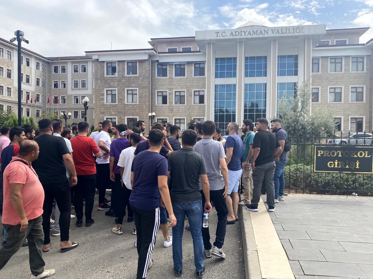Adıyamanlı Telefoncular Valiliğe Yürüdü