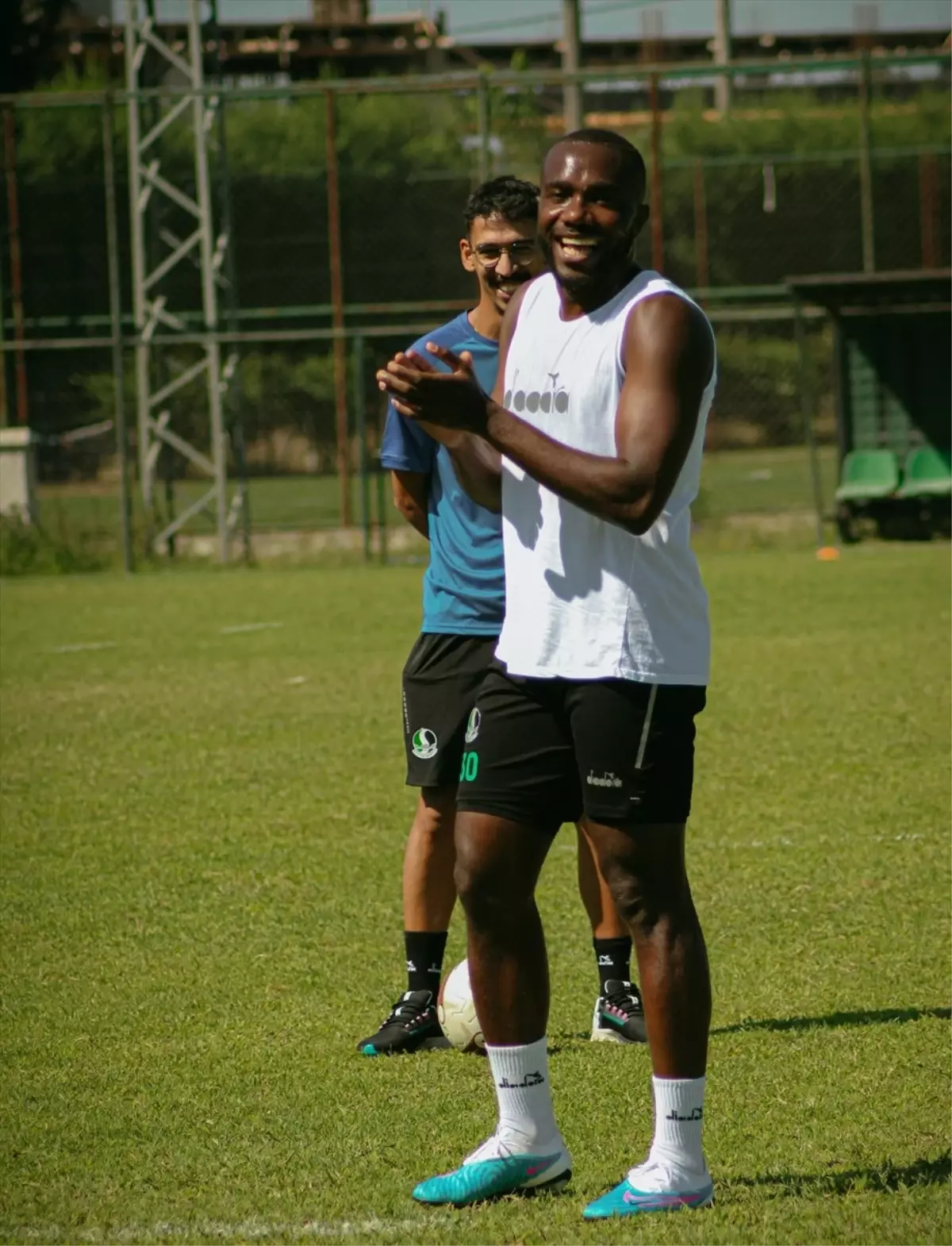 Sakaryaspor, Bodrum FK maçı için hazırlıklarını sürdürüyor