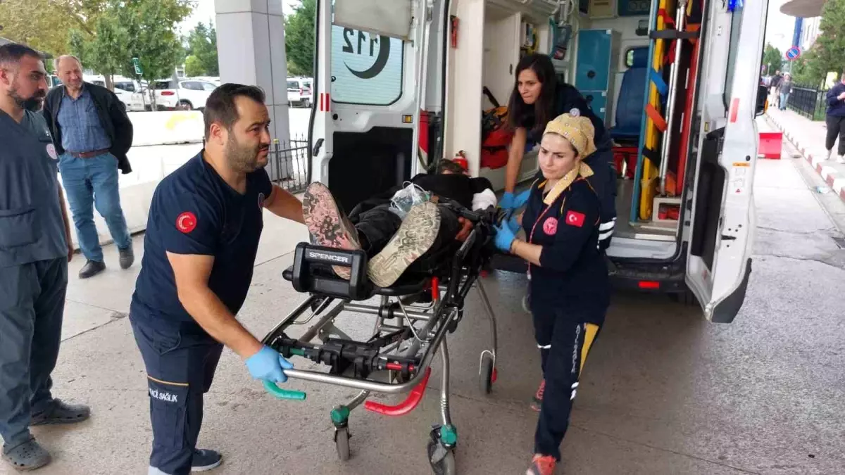 Samsun\'da bıçaklı kavgada 3 kişi yaralandı