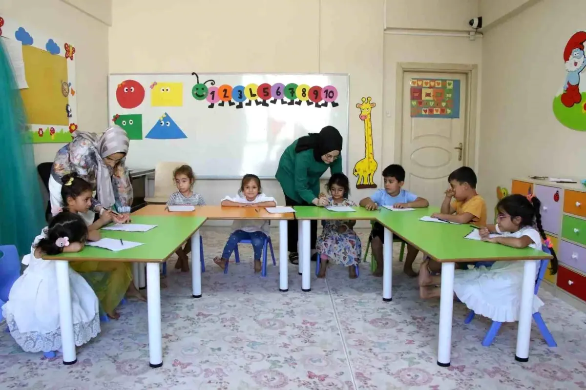 Haliliye Belediyesi Millet Evlerinde Kadınlar İçin Kurslar Düzenliyor