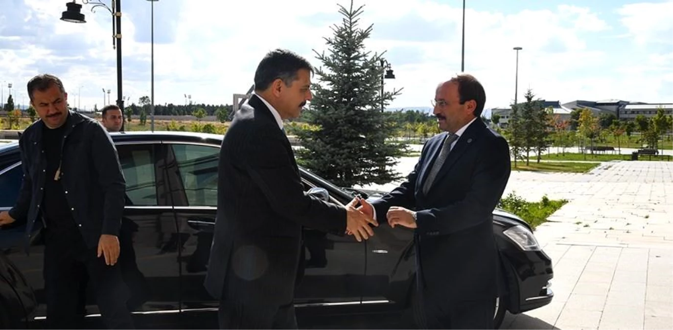 Erzurum Valisi Mustafa Çiftçi, Erzurum Teknik Üniversitesi\'ni ziyaret etti