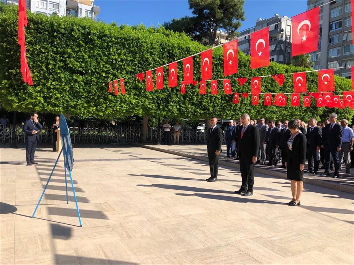 Adana\'da İlköğretim Haftası Törenleri Düzenlendi
