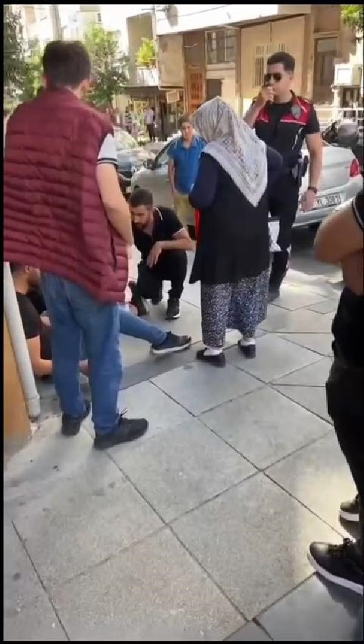 Bağcılar\'da Yol Vermeme Tartışması Silahlı Kavgaya Dönüştü