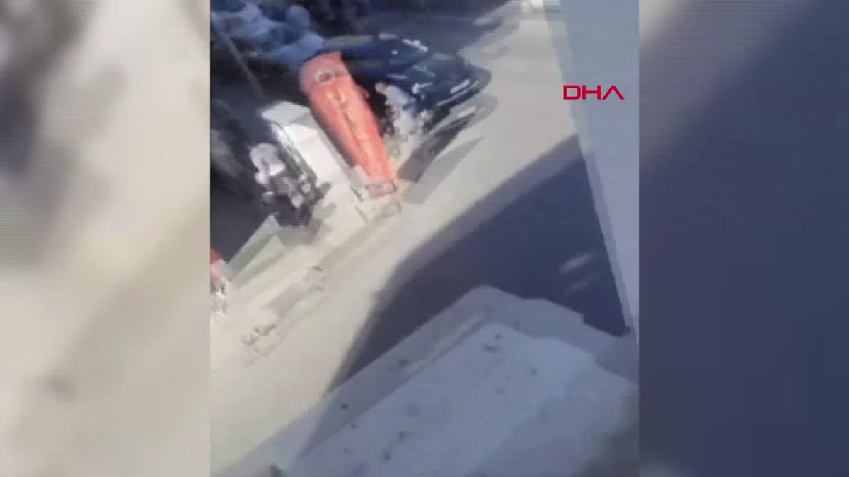 Bağcılar\'da Yol Verme Tartışması Silahlı Kavgaya Dönüştü