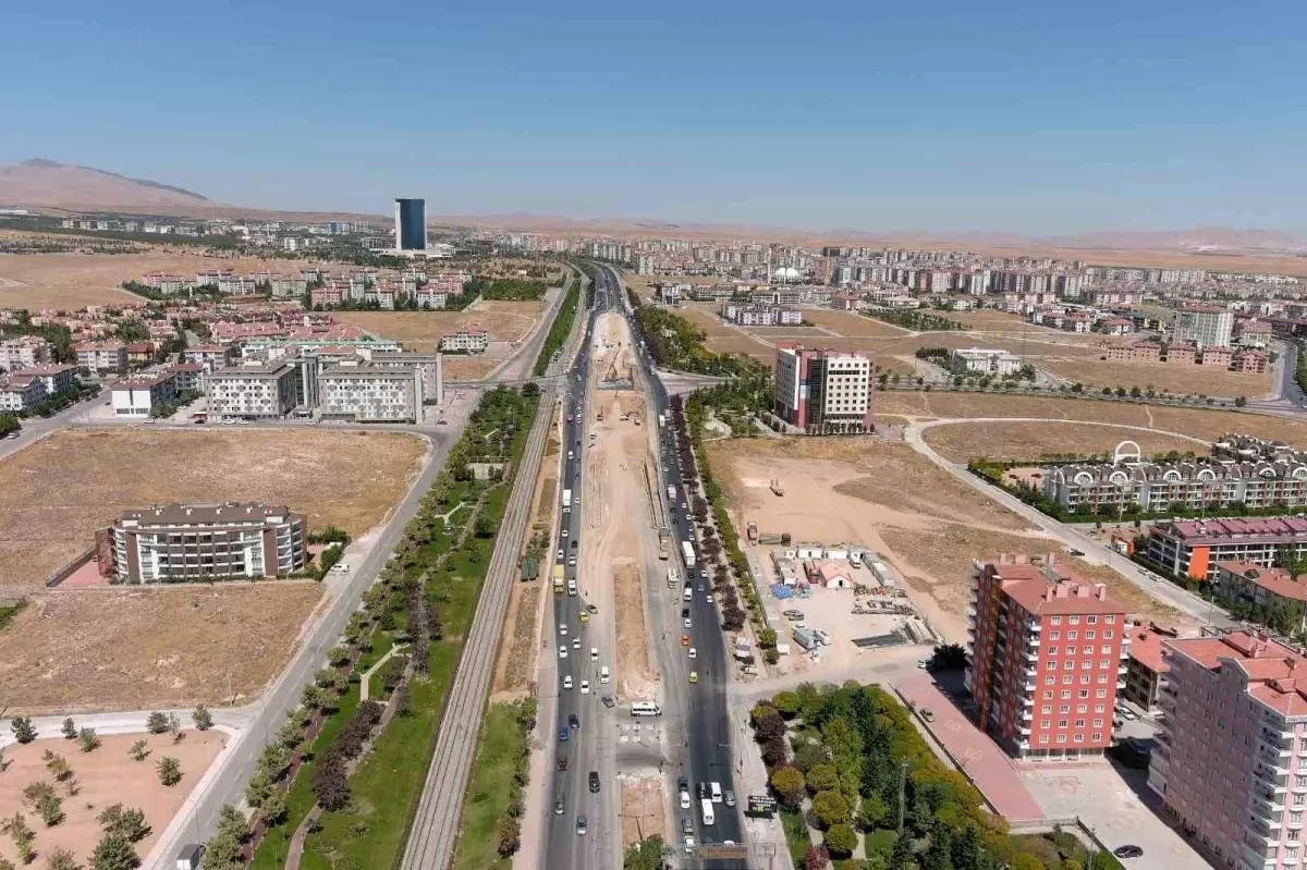 Konya\'da Köprülü Kavşak Çalışmaları Devam Ediyor