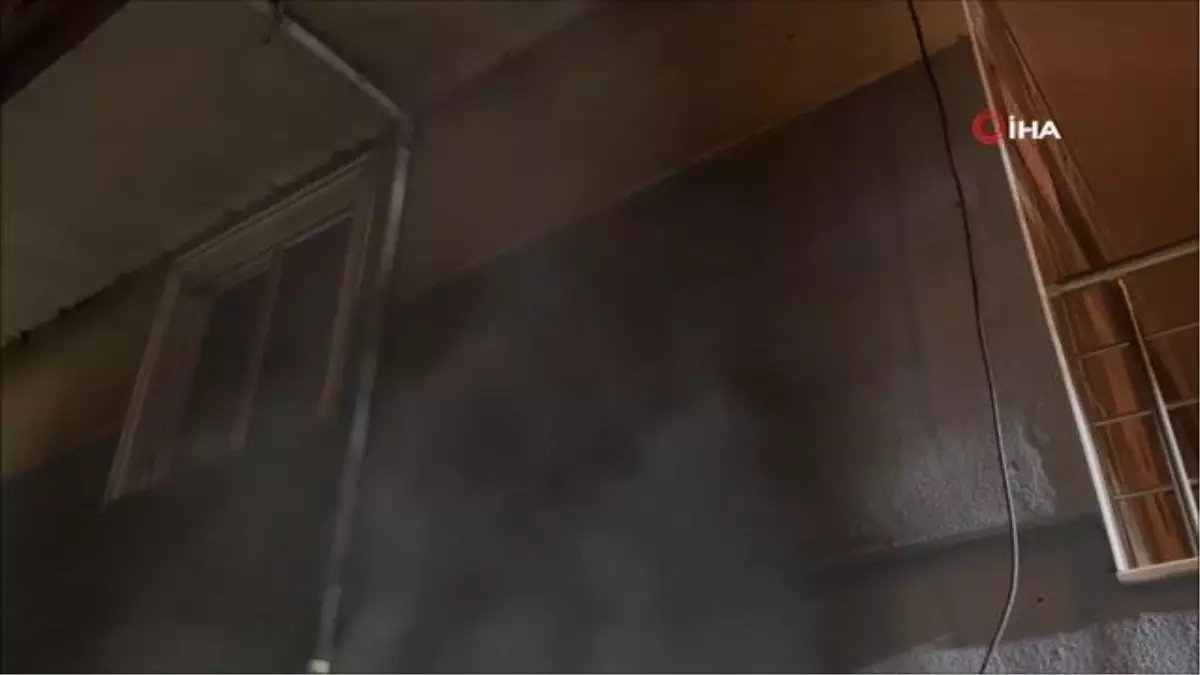 Tekirdağ\'da bir apartmanda çıkan yangın tüm binayı sardı