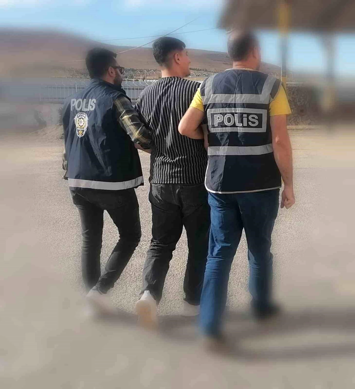 Elazığ\'da 13 Yıl Hapis Cezası Bulunan Şahıs Yakalandı