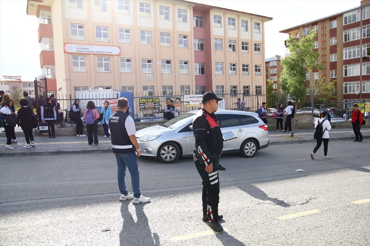 Erzurum\'da Okul Çevresinde Denetim Gerçekleştirildi