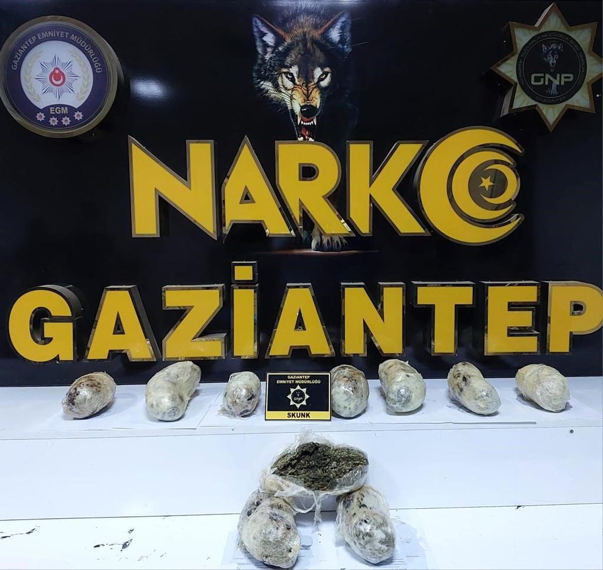 Gaziantep\'te 3 Kilo 300 Gram Skunk Ele Geçirildi
